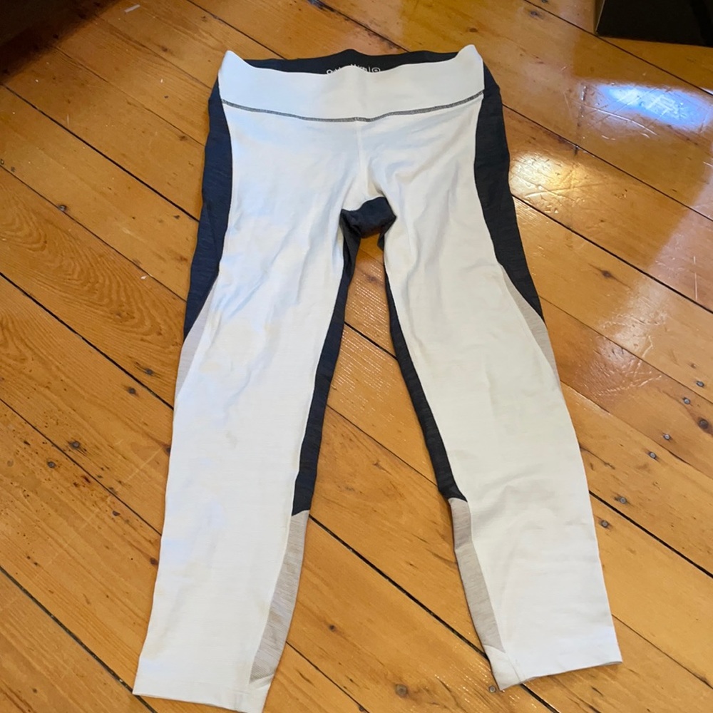 Outdoor voices flex zoom leggings